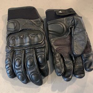 Men’s M Dainese Motorcycle Gloves